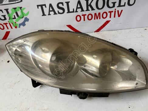 Fiat Linea Sağ Ön Far çıkma parça