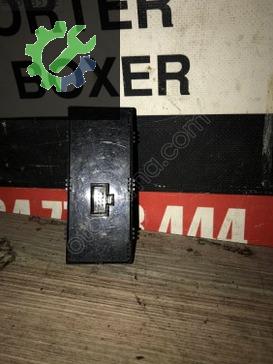 Fiat Punto Çıkma Orjinal Cam Açma Kapama Düğmesi