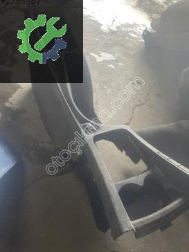 Fiat Stilo Orta Konsol çıkma parça