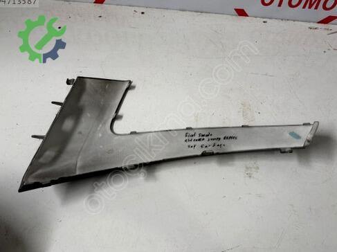 Fiat Scudo Far Çerçevesi 1400110577 çıkma parça