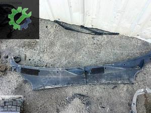 Clio 3 on cam ızgarası