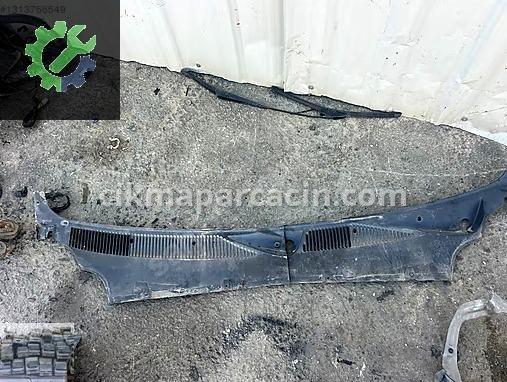 Fiat Doblo Ön Cam Izgarası çıkma parça