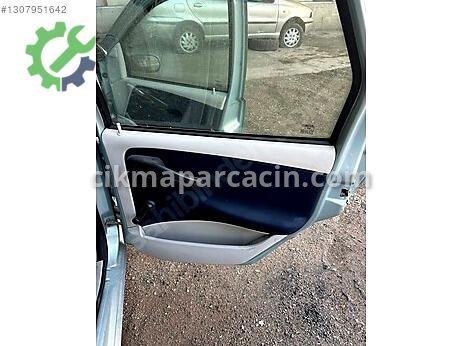 Fiat Punto Kapı Döşemesi çıkma parça