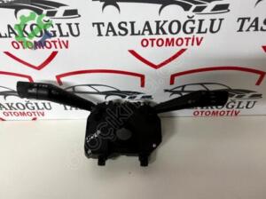 Fiat Linea 2011-2016 Silecek Kolu Çıkma