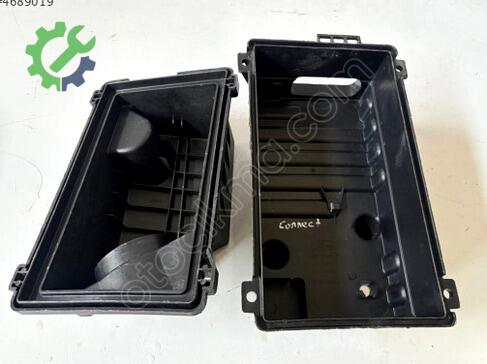 Ford Transit Connect Hava Filtresi Kutusu çıkma parça