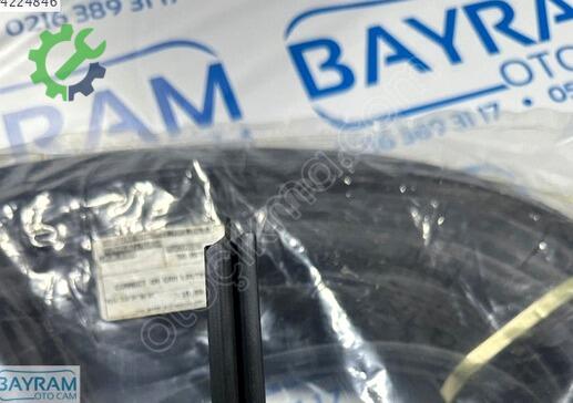 Ford Tourneo Connect Ön Cam çıkma parça