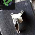 Ford Connect şanzıman üst bağlantı ayağı çıkma orjinal