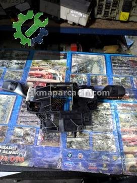 Ford Tourneo Connect Sinyal Kolu çıkma parça