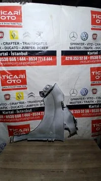 Ford Tourneo Courier Sağ Ön Kapı çıkma parça