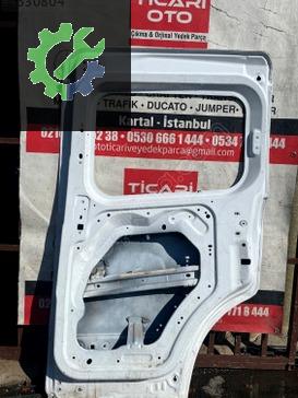 Ford Courier Çıkma Orjinal Sağ Sürgülü Kapı