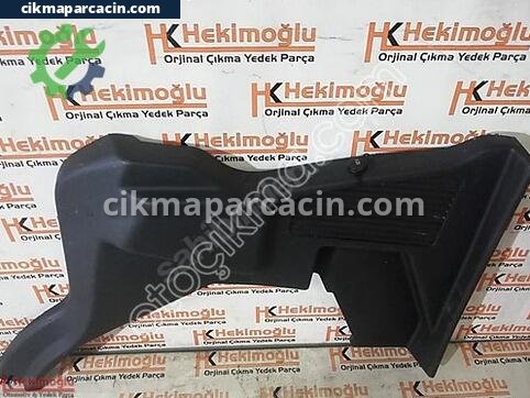 Ford Tourneo Courier Arka Çamurluk çıkma parça