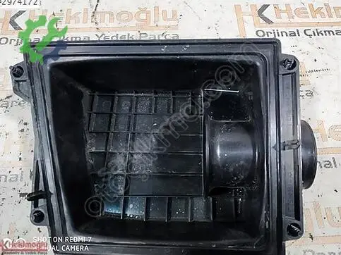 Ford Tourneo Courier Hava Filtre Kutusu çıkma parça