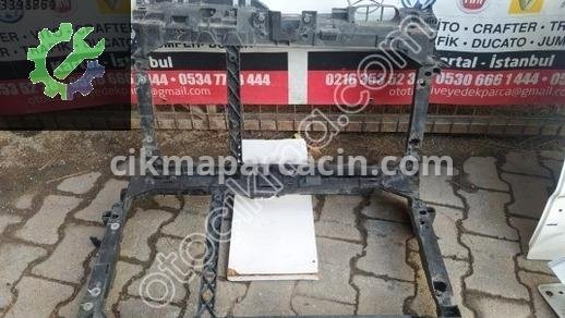 Ford Tourneo Courier Ön Panel çıkma parça