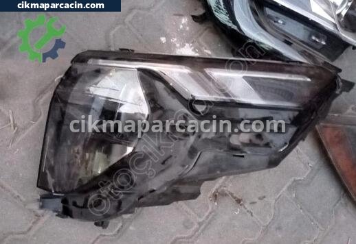 Ford Tourneo Courier Far çıkma parça