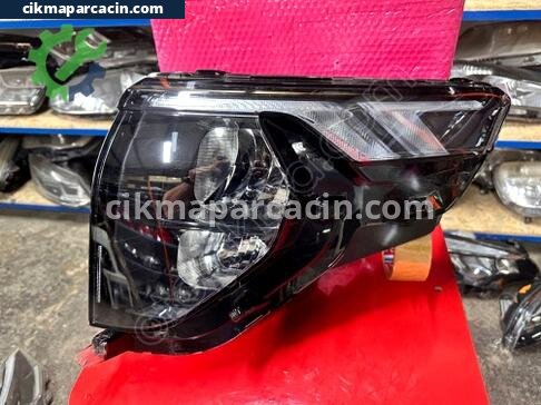 Ford Tourneo Courier Far çıkma parça