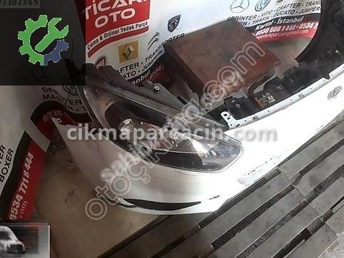 Ford Tourneo Courier Sağ Ön Far çıkma parça
