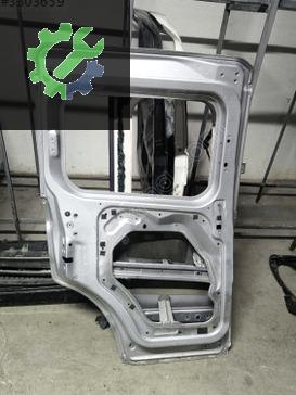 Ford courier sağ sürğülü kapi