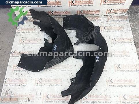 Ford Courier Arka Çamurluk çıkma parça