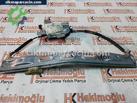 Ford Courier Ön Cam çıkma parça