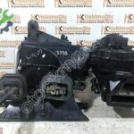 FORD CUSTOM KALORİFER KAZANI VE MOTORU (UFAK KIRIK MEVCUT) A