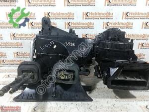 FORD CUSTOM KALORİFER KAZANI VE MOTORU (UFAK KIRIK MEVCUT) A