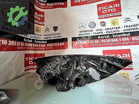 FORD CUSTOM ÖN SAĞ-SOL ÖN FAR SÖKME 2021-2023 model temiz