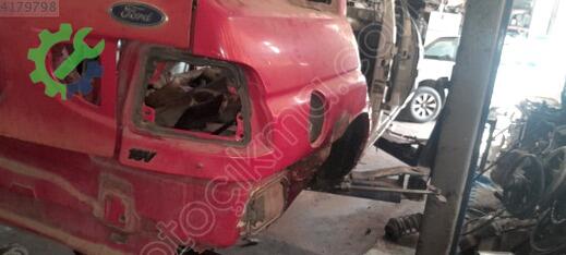 Ford Escort Arka Çamurluk çıkma parça