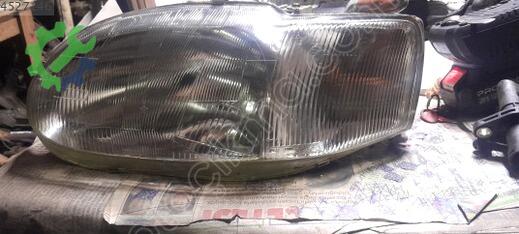 Ford Taunus Ön Far çıkma parça