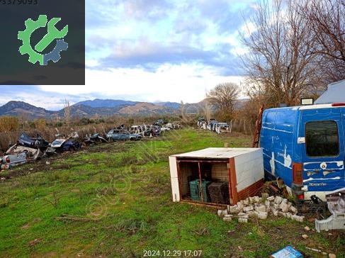 Ford Escort Çamurluk çıkma parça