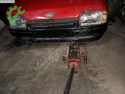 Ford Escort Ön Far çıkma parça