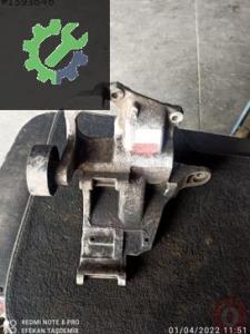 Ford Escort Şarj Dinamosu Bağlantı Ayağı Çıkma Orjinal (2. Adet)