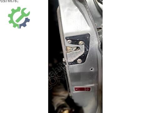 Ford Escort Kapı Kilidi çıkma parça