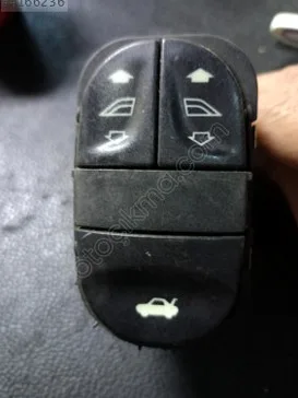 Ford Escort Cam Açma Düğmesi çıkma parça