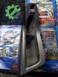 Ford Fiesta 08/15 sağön cam açma düğmesi ve kapı asılma plastiği