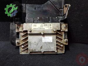 Ford Fiesta 1.2 benzinli motor beyni çıkma s180047050e