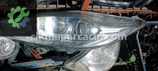 Ford Fiesta Sol Ön Far çıkma parça