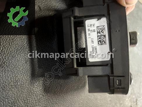 Ford Fiesta Far Anahtarı çıkma parça