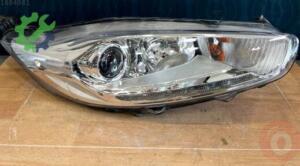 Ford Fiesta 2004-2022 Çıkma Far
