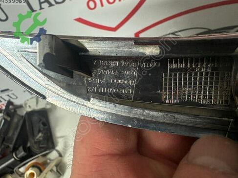 Ford Fiesta Ayna Sinyali çıkma parça