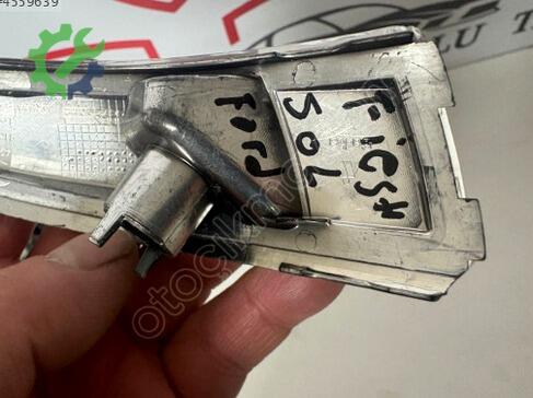Ford Fiesta Ayna Sinyali çıkma parça