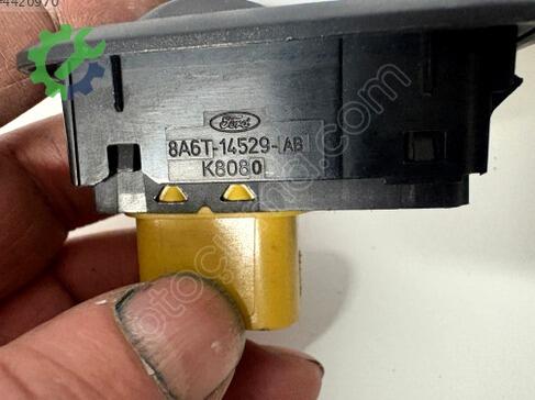 Ford Fiesta Cam Düğmesi 8A6T14529 çıkma parça