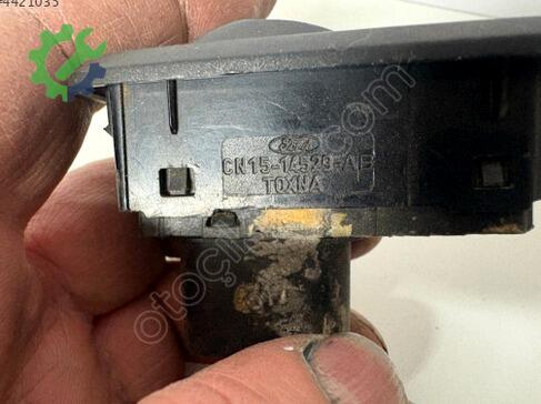 Ford Fiesta Cam Düğmesi CN1514529 çıkma parça
