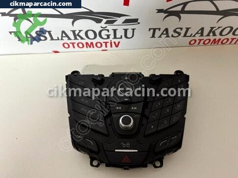 Ford Fiesta Teyp çıkma parça