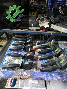 Ford Focus Sinyal Kolu 98AG17A653 çıkma parça