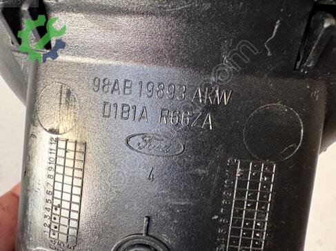 Ford Focus Kalorifer Izgarası 98AB19893 çıkma parça