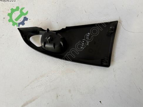 Ford Focus Sol Arka Kapı çıkma parça