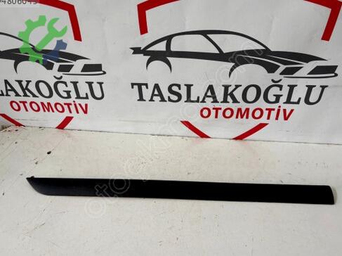Ford Focus Kapı Çıtası çıkma parça
