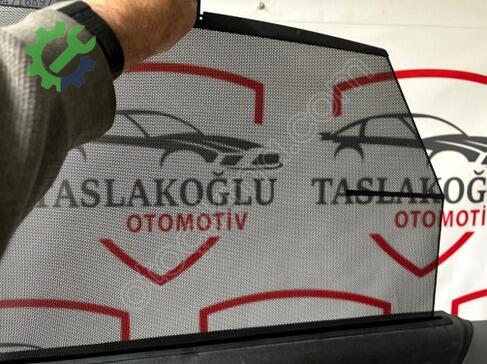 Ford Focus Sağ Arka Kapı çıkma parça