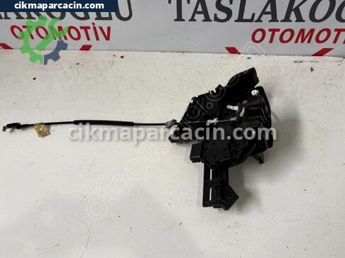 Ford Focus Sağ Arka Kapı çıkma parça