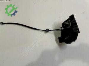 Ford Focus Sağ Ön Kapı Kilidi Sökme Çıkma